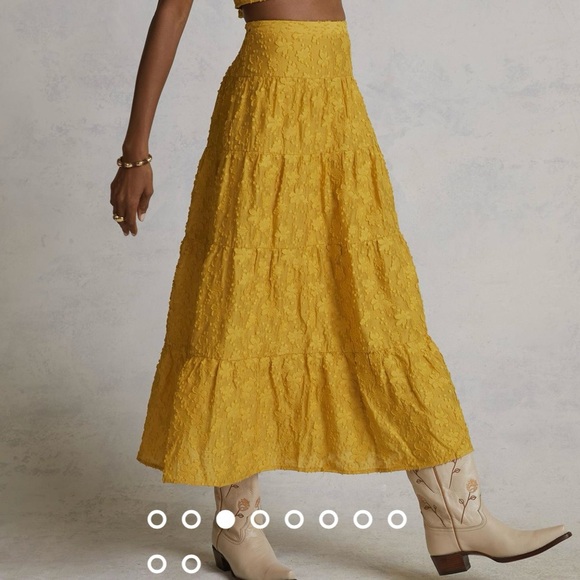 Anthropologie Floral Skirt in Gold Size 8 - Picture 2 of 11